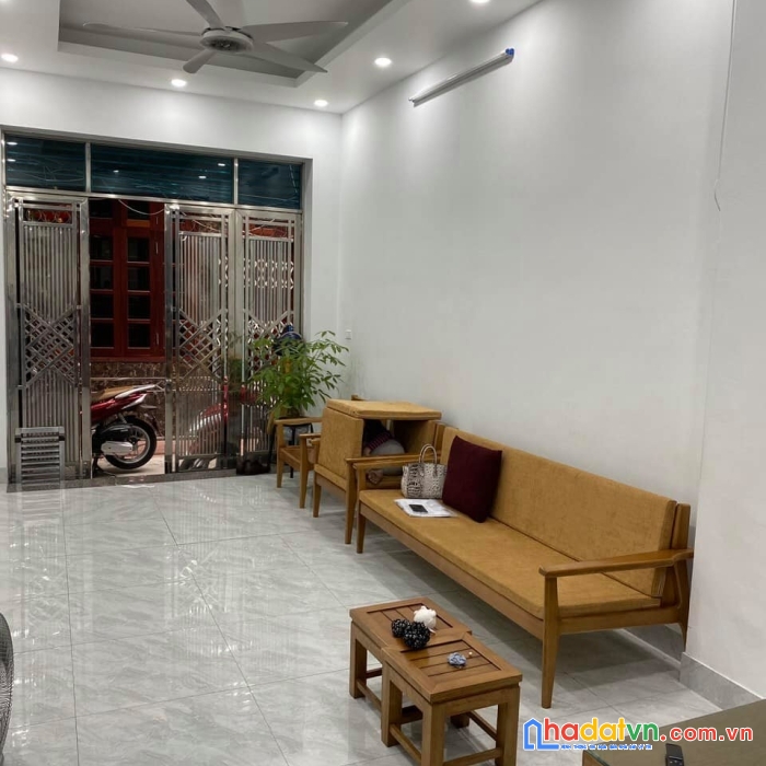 Bán gấp nhà giải phóng,trương định dt36m2 x5t,mới,đẹp,ở luôn,giá 3.288tỷ