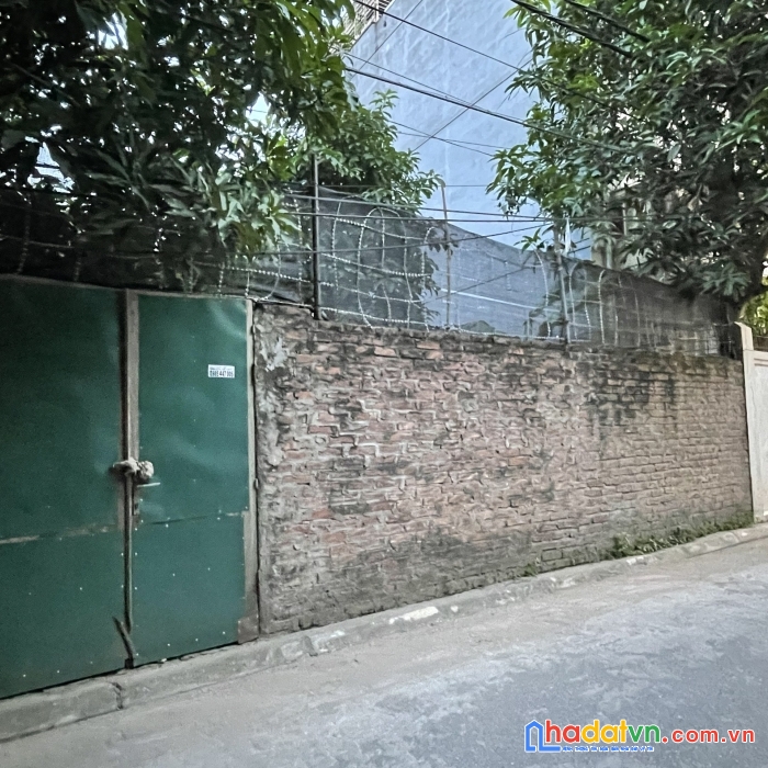 Bán đất phố trạm, mặt ngõ nông rộng ô tô tránh, 80m, 6.4 tỷ