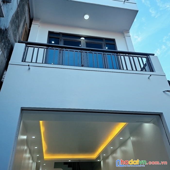Cần bán ngôi nhà đẹp 3 tầng tại ngõ 25 nguyễn chí thanh – trung tâm tp hải dương