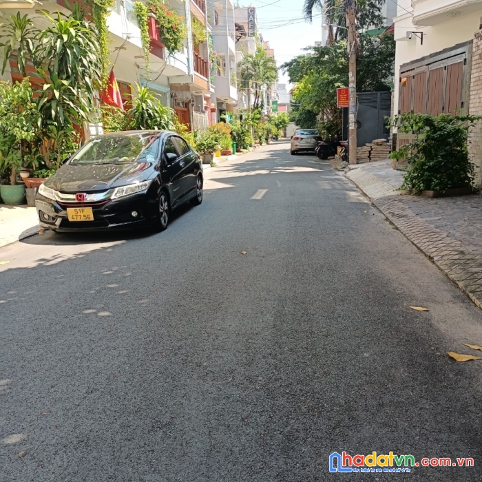 Hxh 7m,nhà đúc 3 tầng phường 12 gò vấp,105m2 (4.5x22.5) chỉ 7.8 tỷ.