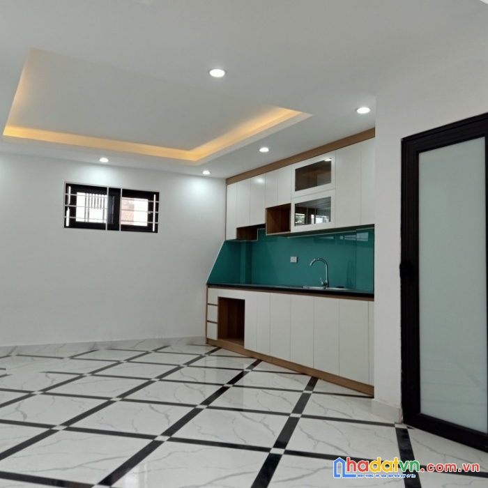 Bán nhà siêu phẩm trung tâm hà đông nhà 40m2 tầng chỉ 2tỷ95