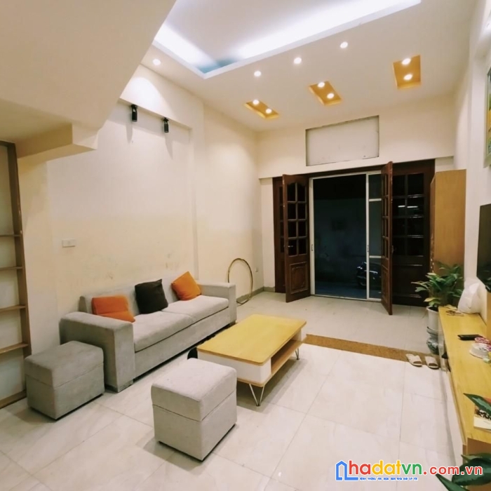 Bán nhà tân mai, hoàng mai, 40m, 5t, nhỉnh 4 tỷ, ô tô,0814995566