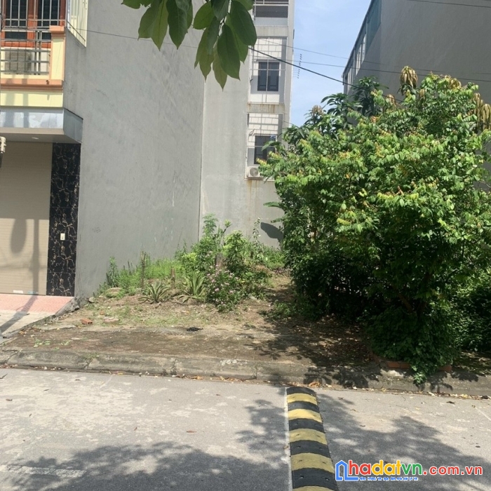 Bán đất phân lô kiến hưng gần bê bơi, 50m2, đường 12m, 5.8 tỷ