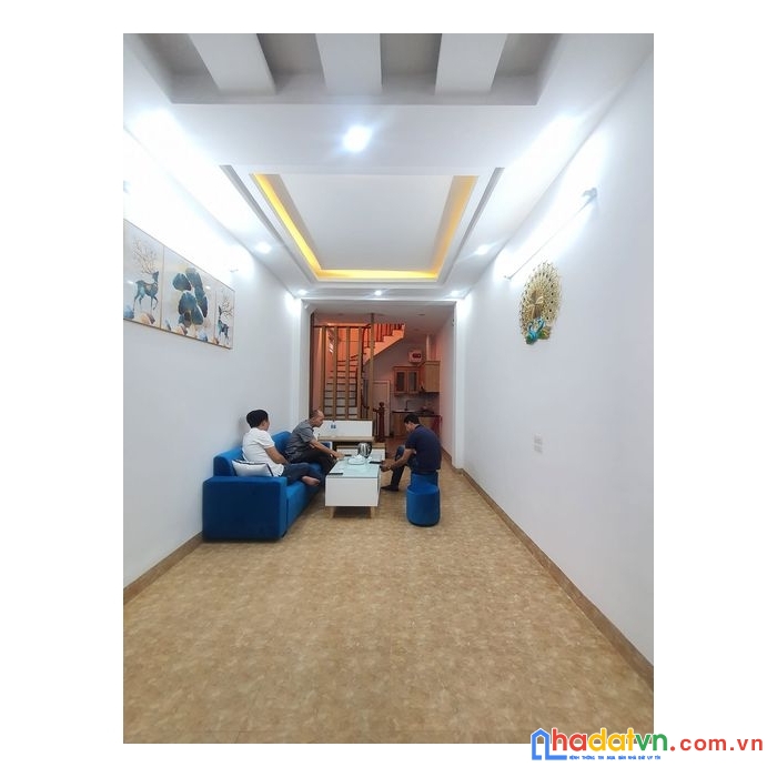 Nhà đẹp ở luôn - trung tâm cầu giấy - lô góc 2 thoáng - tặng nội thất - dt 36m - 5 tầng × 3 ngủ