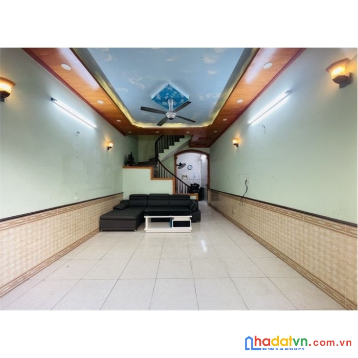 Bán nhà đẹp phố trạm, ở ngay, 50m x 4t, mt 4.3m, ô tô, kinh doanh, giá 4.5 tỷ