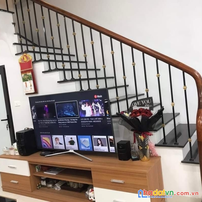 Nhà đẹp ngô thì nhậm, gần phố, 47m2, 4 tầng, mặt tiền 4.2m, giá chỉ 4.9 tỷ, lh 0964128088
