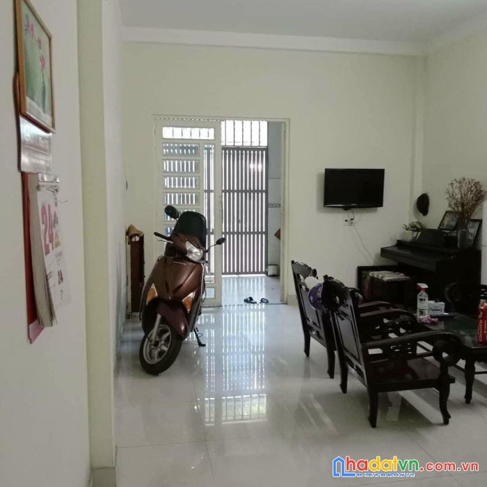 Bán nhà bên trường đại học tài chính – marketing, tăng nhơn phú a, xe hơi 6m, giá 2 tỷ75
