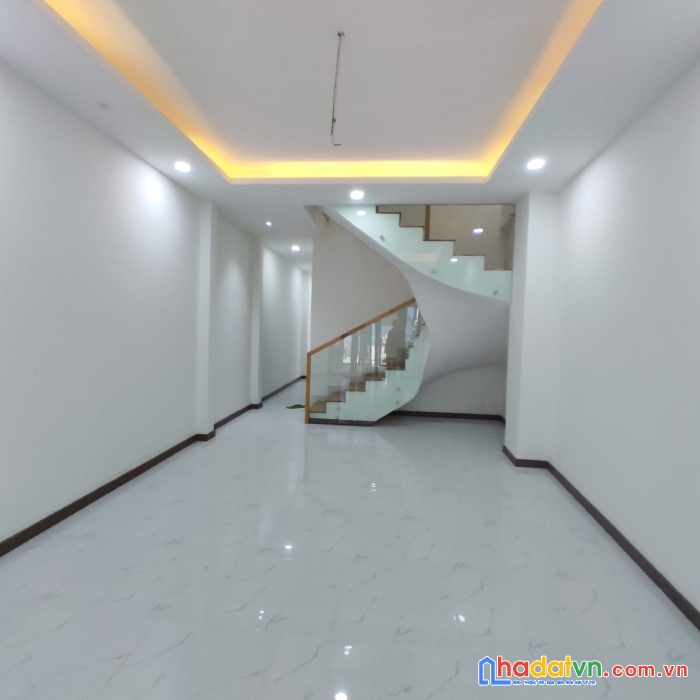 Nguyễn thị đặng 45m2 mới lung linh vào ở ngay