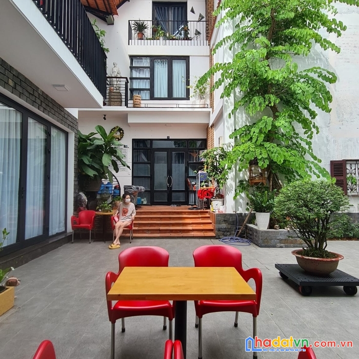 Bán siêu phẩm biệt thự phường 3 tân bình, gara 5 ô tô.