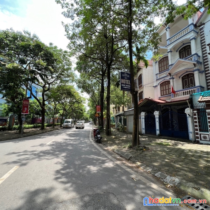 Bán biệt thự linh đàm,ô tô,kinh doanh,90m2 mt9m giá quá rẻ 16 tỷ.