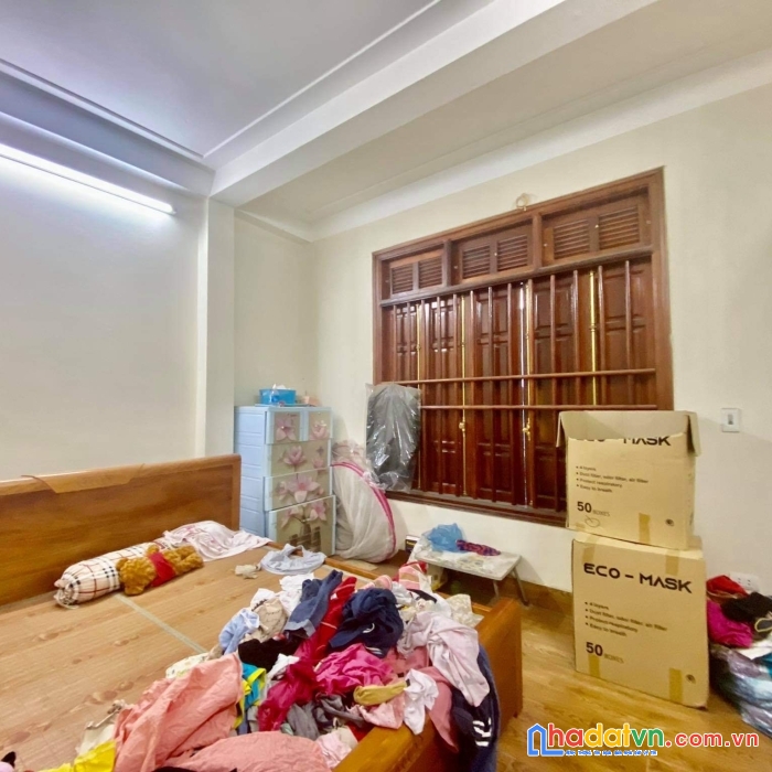 Lĩnh nam, oto vào nhà, dt 37m, 6 tầng, 3 ngủ rộng, giá 3,7 tỷ có thương lượng nếu khách thiện chí