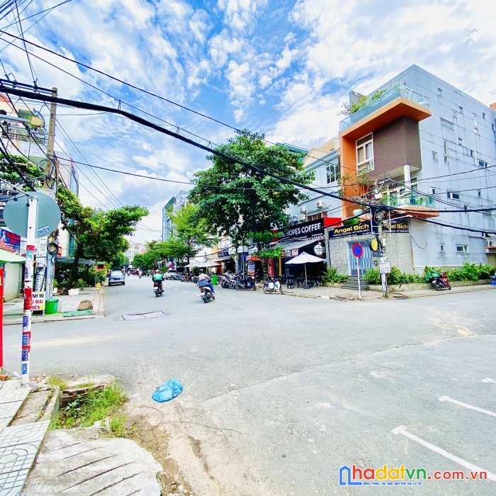 Nhà cho làm căn hộ dịch vụ