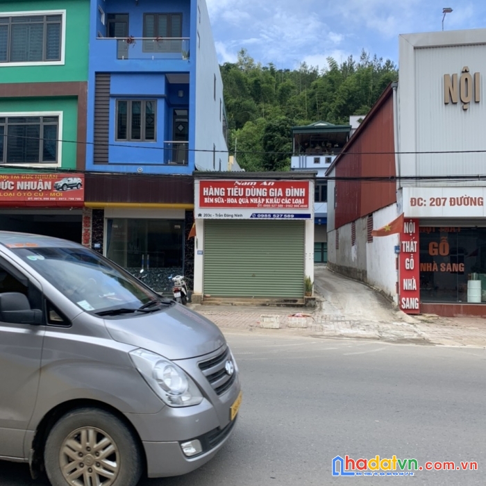 Chính chủ cần bán nhà tại tổ 9, phường quyết tâm, tp sơn la, tỉnh sơn la