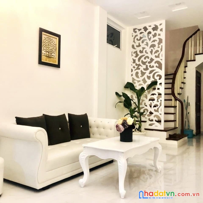 Cần bán nhà gấp - đội cấn - full nội thất