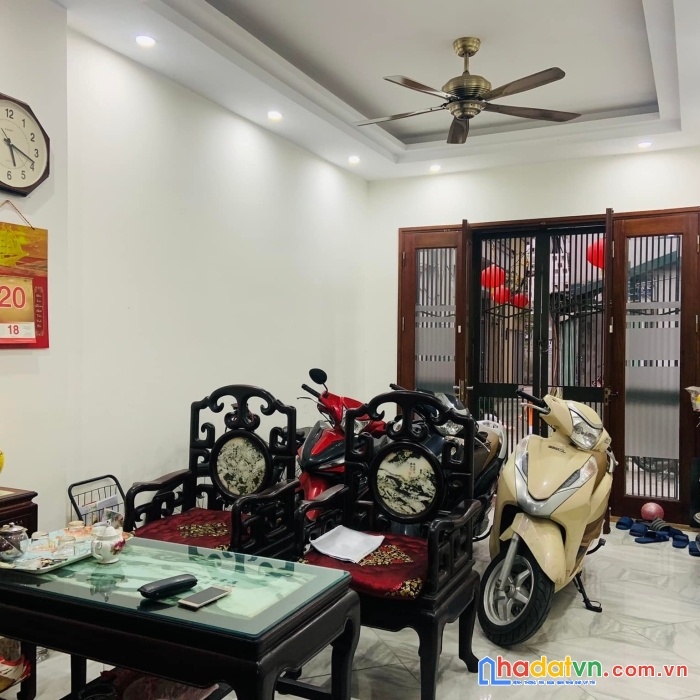 Bán nhà xuân la-tây hồ-lô góc-5 tấng-giá: 6 tỷ
