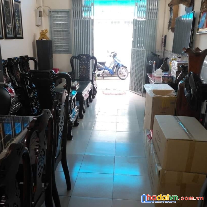 Nhà quận 5 mà giá siêu rẻ chỉ 6.7 tỷ 70m2 - trần hưng đạo cách mặt tiền 1 căn - chạm là chốt liền