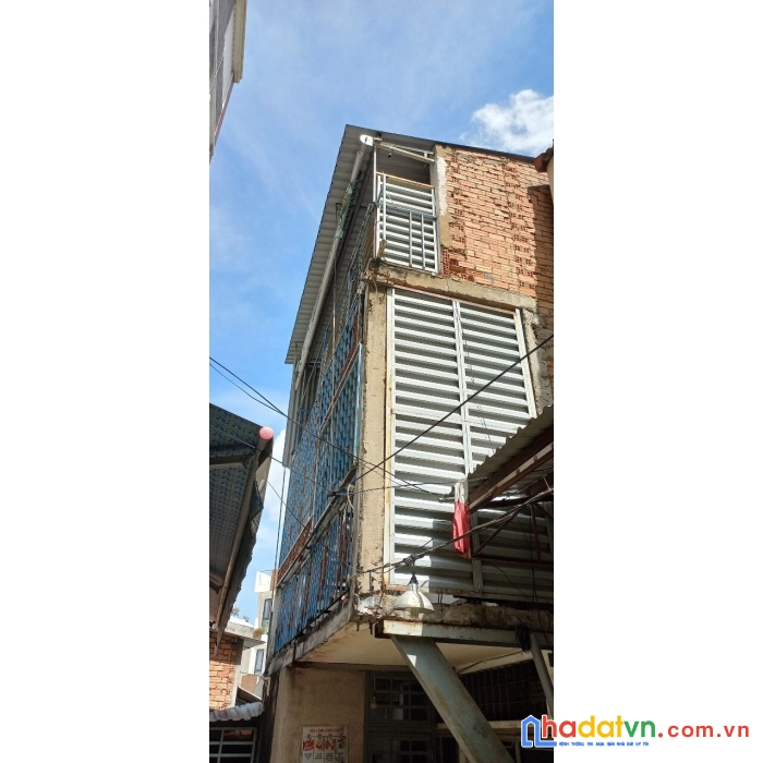 Hạ giá bán nhà hẻm 4m rạch bùng binh, p.9, quận 3