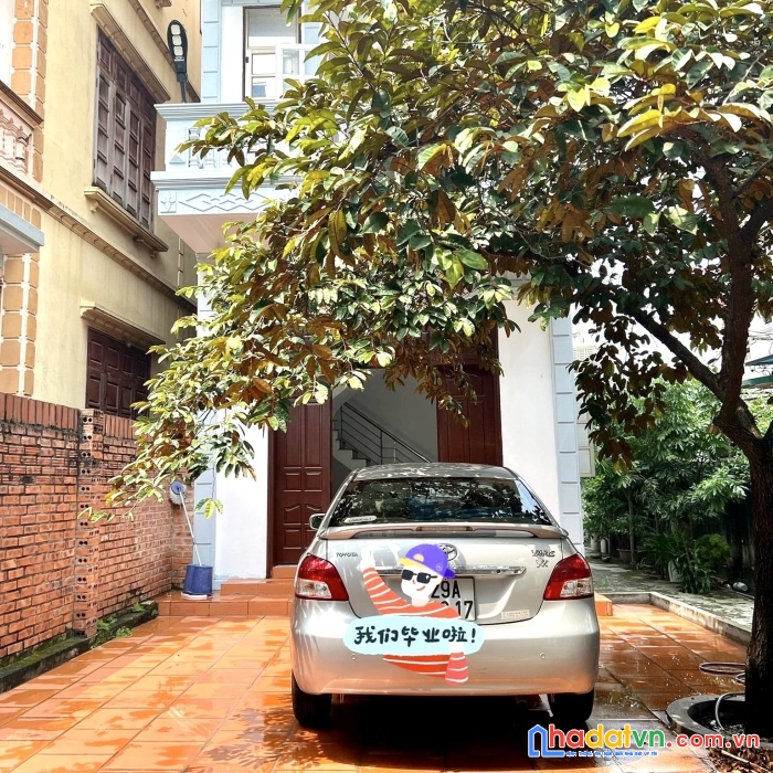 Siêu hiếm! chỉ hơn 50tr/m2, sở hữu lô góc 2 thoáng, dt khủng 120m2, ô tô đỗ sân, mặt tiền 6.5m