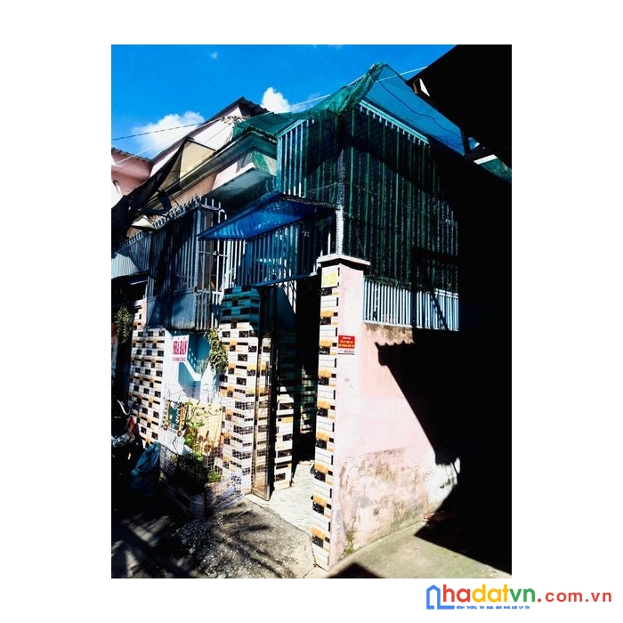 Bán nhà phạm văn đồng, gần phố, ô tô, tặng nội thất, dt 45m2, giá 3.5 tỷ
