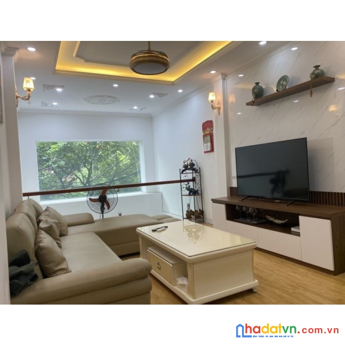 Bán nhà hồng tiến, 45m x 6t, mt 3.6m, gara ô tô, ngõ thông, kinh doanh nhỉnh 7 tỷ.