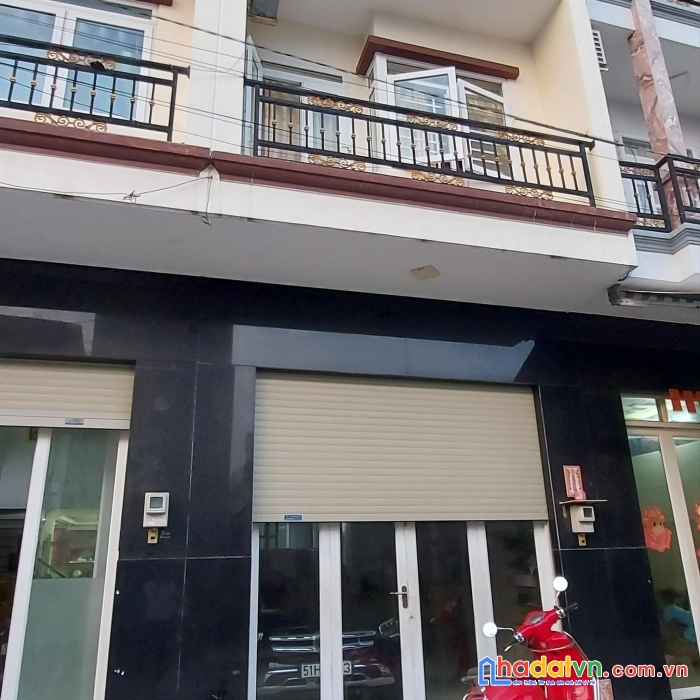 Bán nhà 4 lầu hxh 4m x 16m 499/ hương lộ 2 bình tân 6.5 tỷ