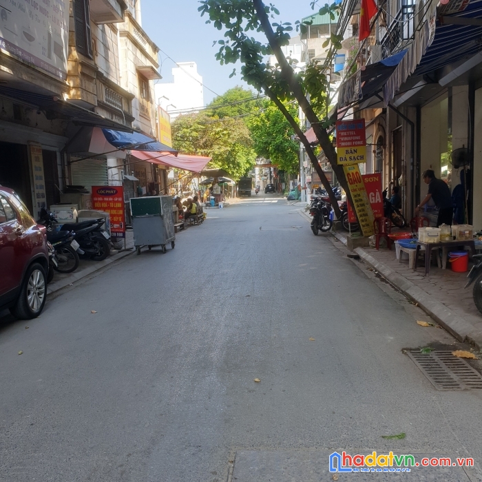 Bán nhà phố trương định-đường trước nhà rộng- ngõ nông gần đường ô tô tránh- 45m- hơn 5 tỷ