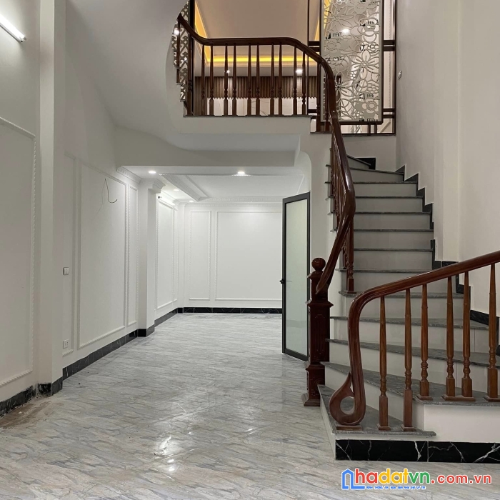 Bán nhà phố tựu liệt, thanh trì, 40m2 mới xây 4,5 tầng, giá 4,2 tỷ