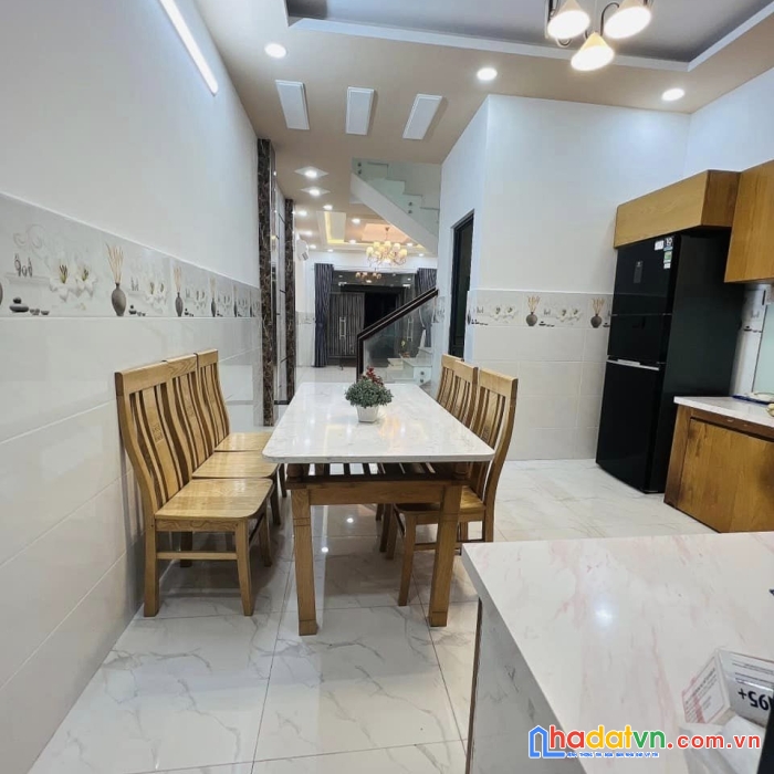 Nhà phố 4 tầng mới - ô tô vào khu dân cư minh long - hồng lĩnh - kinh doanh. 68m2 giá chỉ 8 tỷ.