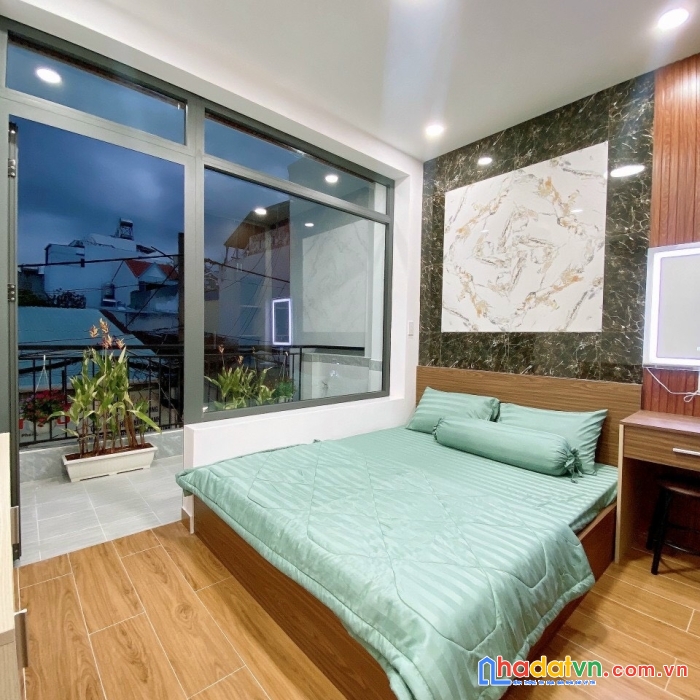 Hẻm gần 4m, cách mạng tháng tám, 3.4 x 13m, 5.1 tỷ, tân bình