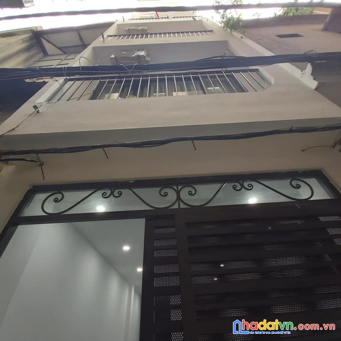 Bán ccmn nguyễn trãi sát phố-thang máy