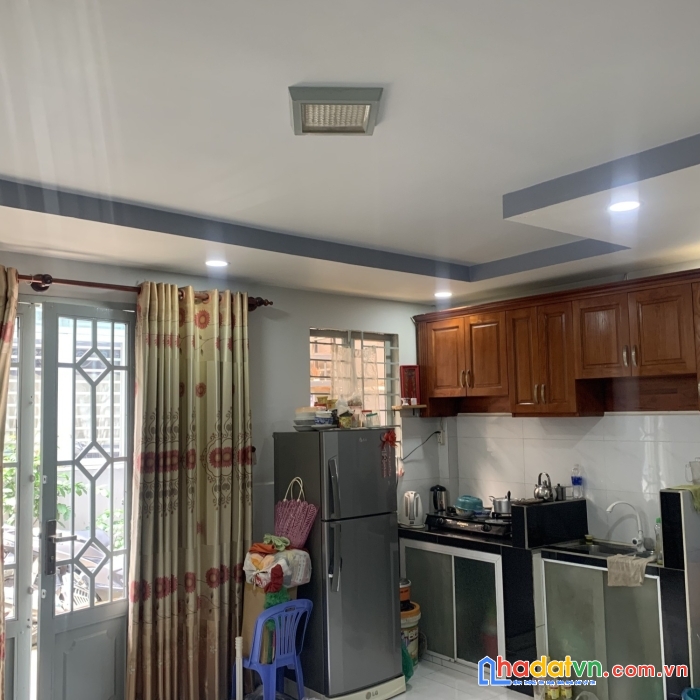 Nhà ngộp bán gấp, nguyễn ảnh thủ,q12, siêu phẩm lung linh, giá nhỉnh 2tỷ.