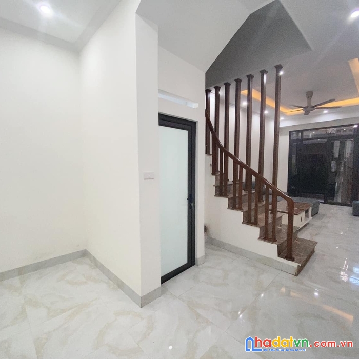 Bán ccmn phùng khoang, 50m2 x 5 tầng, giá nhỉnh 5 tỷ. kinh doanh dòng tiền đỉnh 600tr/năm.