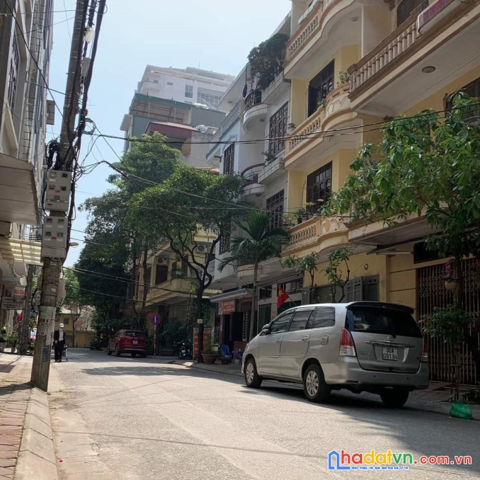 Bán nhà đường 800a, 2 thoáng, ô tô tránh, kinh doanh, 60m2, giá chỉ 11 tỷ