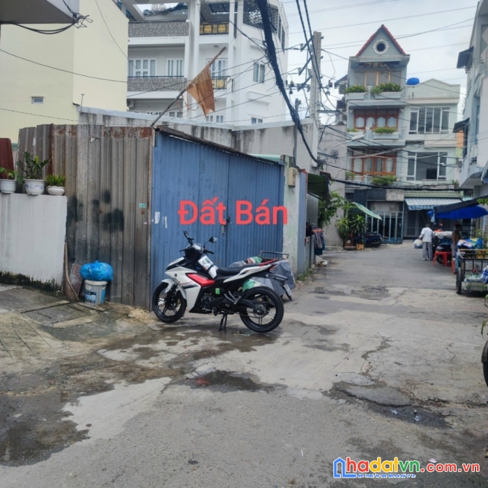 Chủ gửi miếng đất ngay emart phan văn trị 12.9tỷ tl