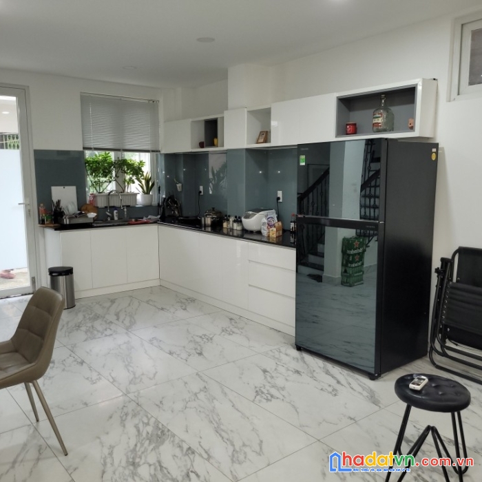Hha210.4 nhà mặt tiền quận 1 tphcm giá rẻ, 82 m 2, giảm 3 tỷ. ngang bề thế, kinh doanh đa nghành