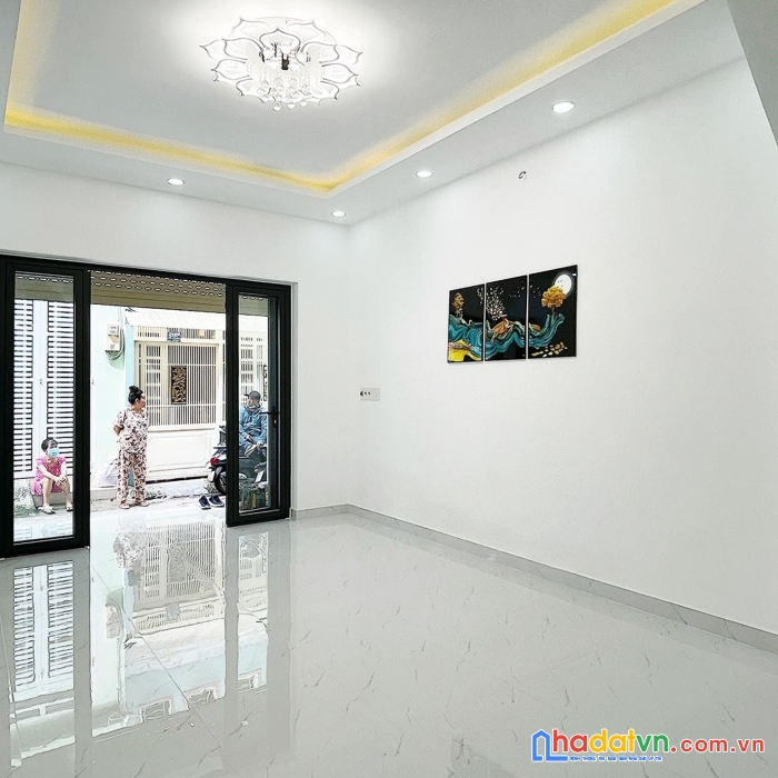 Kẹt bank, bán gấp nhà hxh cmt8, quận 3, 80m2, chỉ 15 tỷ 600