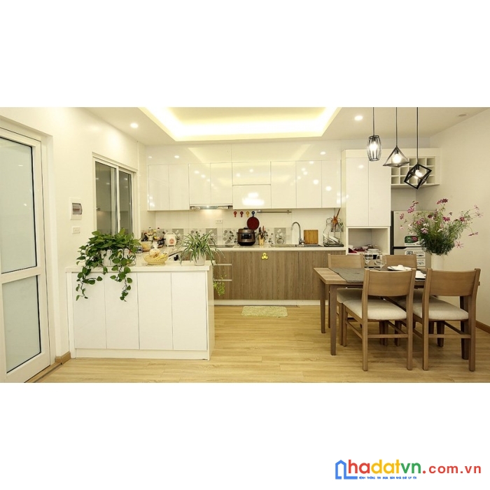 Cho thuê căn hộ dịch vụ trong ngõ đường  xuân diêu, tây hồ, hà nội (bao phí dịch vụ)