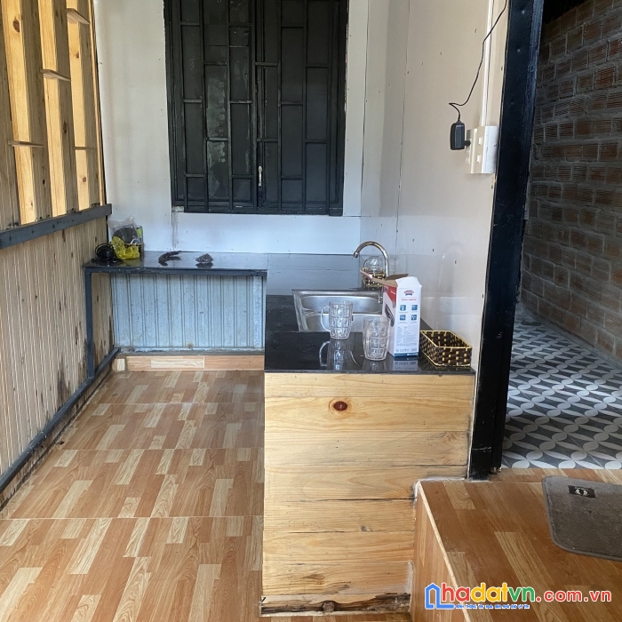 Cần bán gấp nhà đường khởi nghĩa bắc sơn, cách hồ xuân hương chưa đầy 800m giá chỉ có 1.5 tỷ