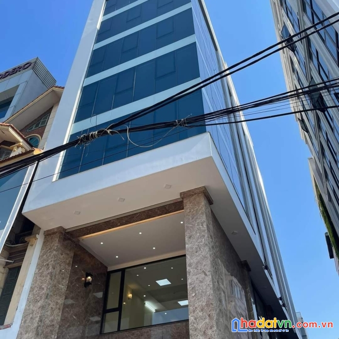 Mặt phố kim đồng lô góc 6 tầng mt 5m vỉa hè 8m  thông sàn kd