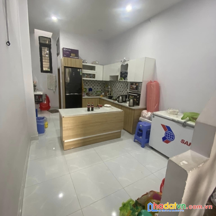 Nhà đẹp- hẻm xe hơi-ngyễn sỹ sách- tân bình- chỉ hơn 3 tỷ