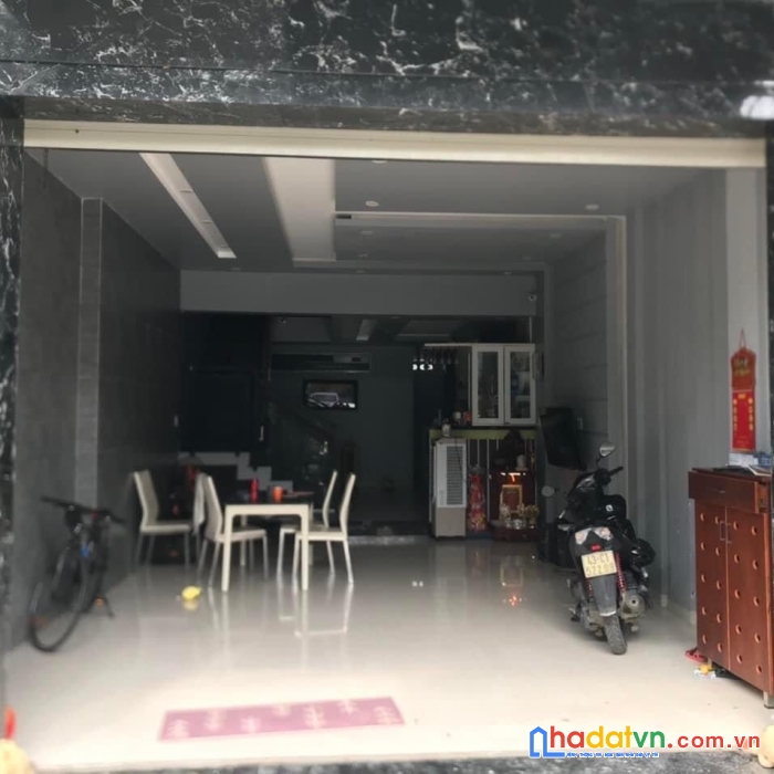 Bán nhà mặt tiền 3 tầng đường dương trí trạch sơm trà đà nẵng dt;130m2 giá chỉ 13,9 tỷ
