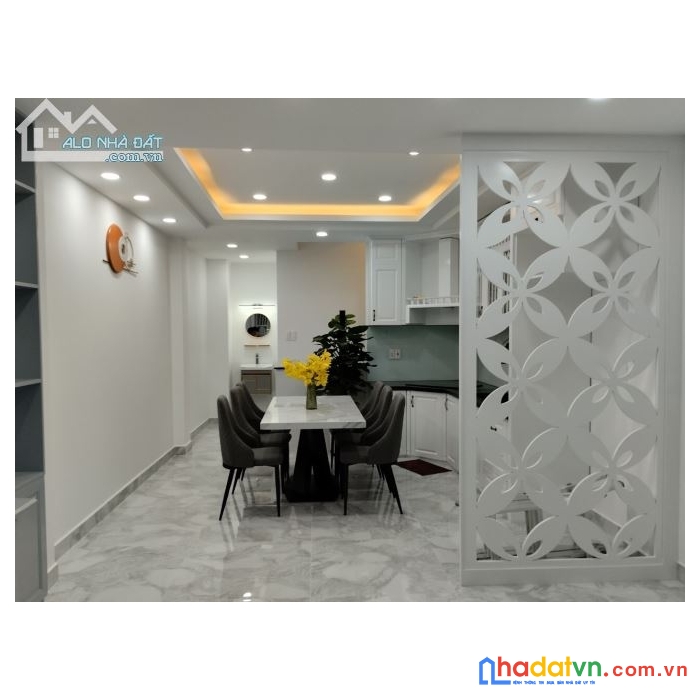 Bán gấp nhà hxh lê quang định 5x8m 5 tầng btct chỉ 6.9 tỷ tl