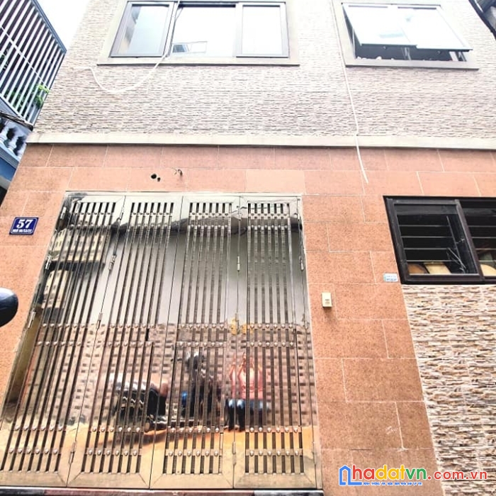 Siêu phẩm nhà riêng đẹp  cầu giấy, 48m2, 4 tầng, giá 5.8 tỷ, ngõ thông thoáng