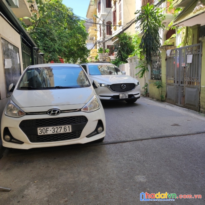 Nhà đẹp hoàng quốc việt 72m2, phân lô, 2 thoáng, ô tô tránh, kinh doanh, dân trí cao, sát phố, hơn