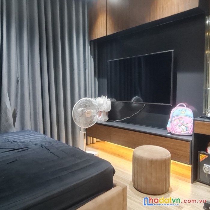 Bán nhà mặt tiền 4m hoa lâm long biên ngoc thông ô tô 47m2