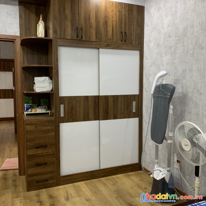 Bán căn hộ 3 pn floria  full nội thất giá 3 tỷ 500 tr