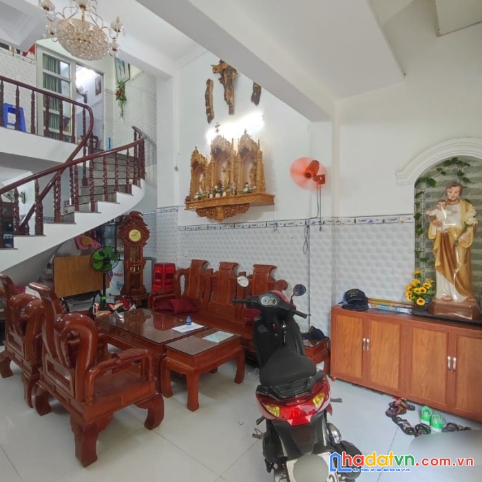 Bán nhanh siêu phẩm  phường 7 quận tân bình, hẻm xe hơi thông.