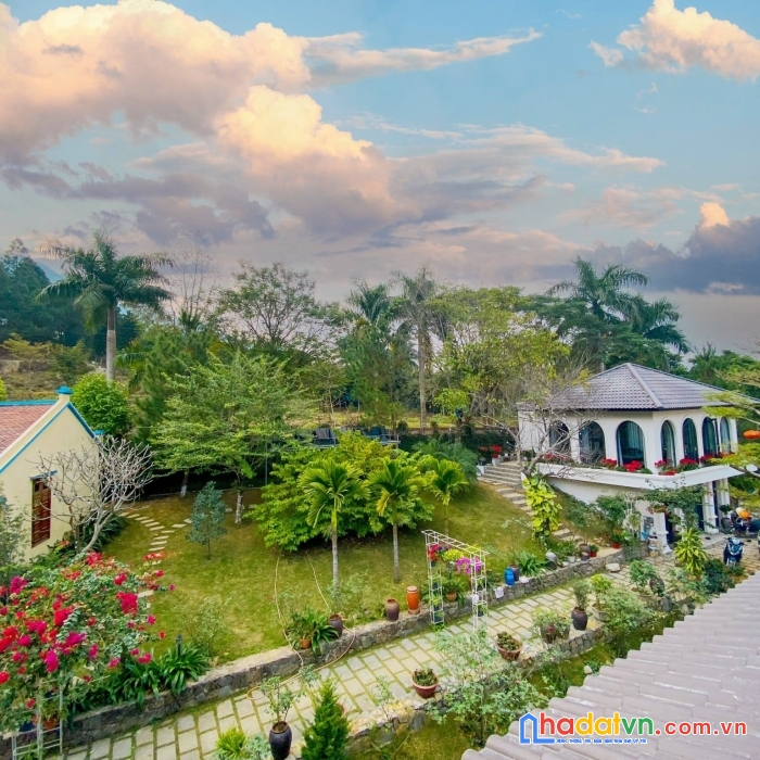 Bán tổ hợp resort nghỉ dưỡng mayfair suối ngọc thạch thất 4000m2 0909858789