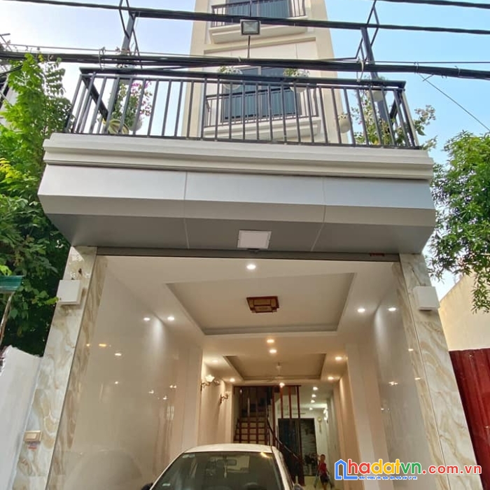 Bán nhà thạch bàn - long biên 152m2 3 tầng oto nằm gọn trong sân, có vườn trồng cây chỉ 7.3 tỷ