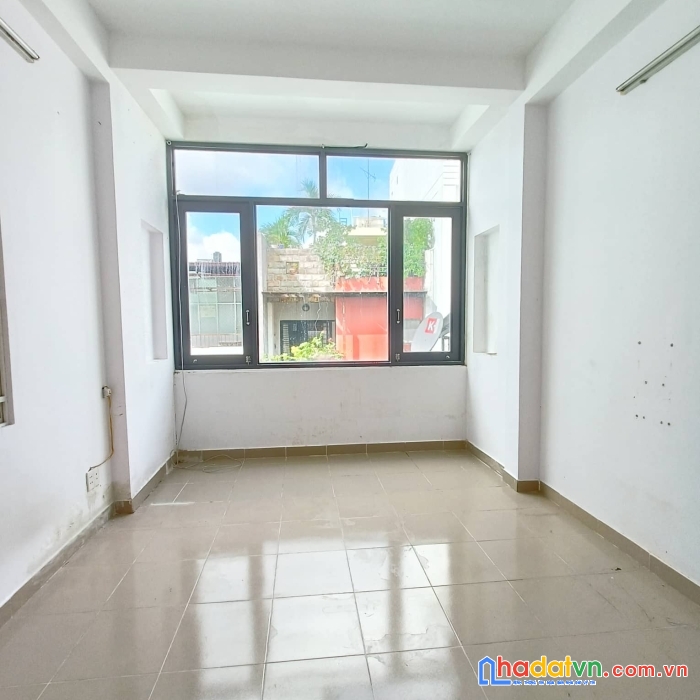 Bán nhà đẹp lung linh, 4tầng btct, chỉ nhỉnh 5tỷ.